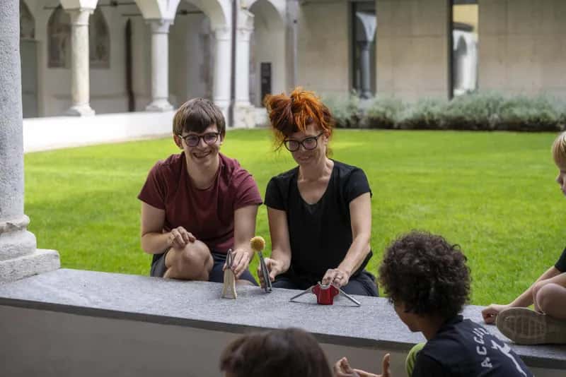 NUVOLE, A TRATTI, un laboratorio sperimentale di Teatro d